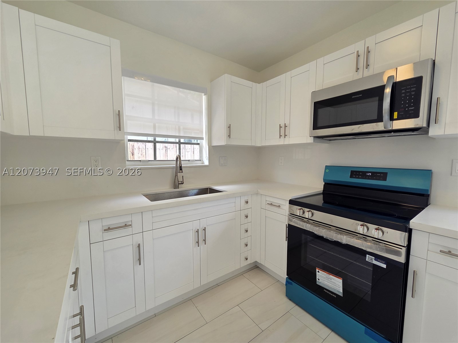 242 Nw 51st Ave 0 Property Photo 6