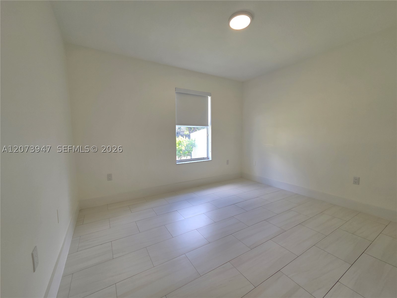 242 Nw 51st Ave 0 Property Photo 13