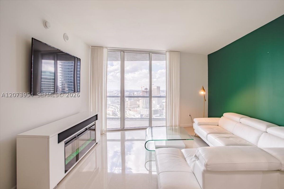 465 Brickell Ave 4306 Property Photo 4