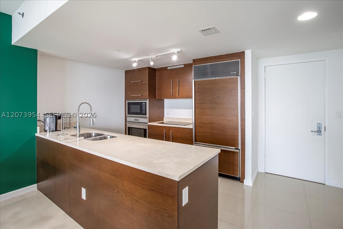 465 Brickell Ave 4306 Property Photo 7