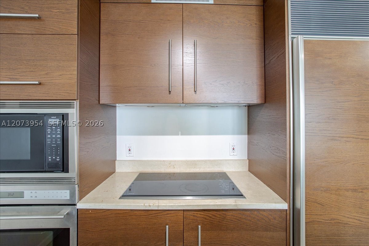 465 Brickell Ave 4306 Property Photo 8