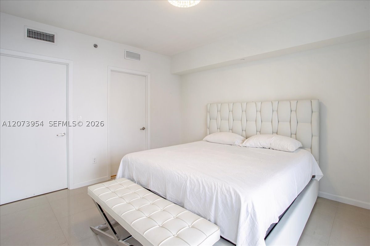 465 Brickell Ave 4306 Property Photo 13