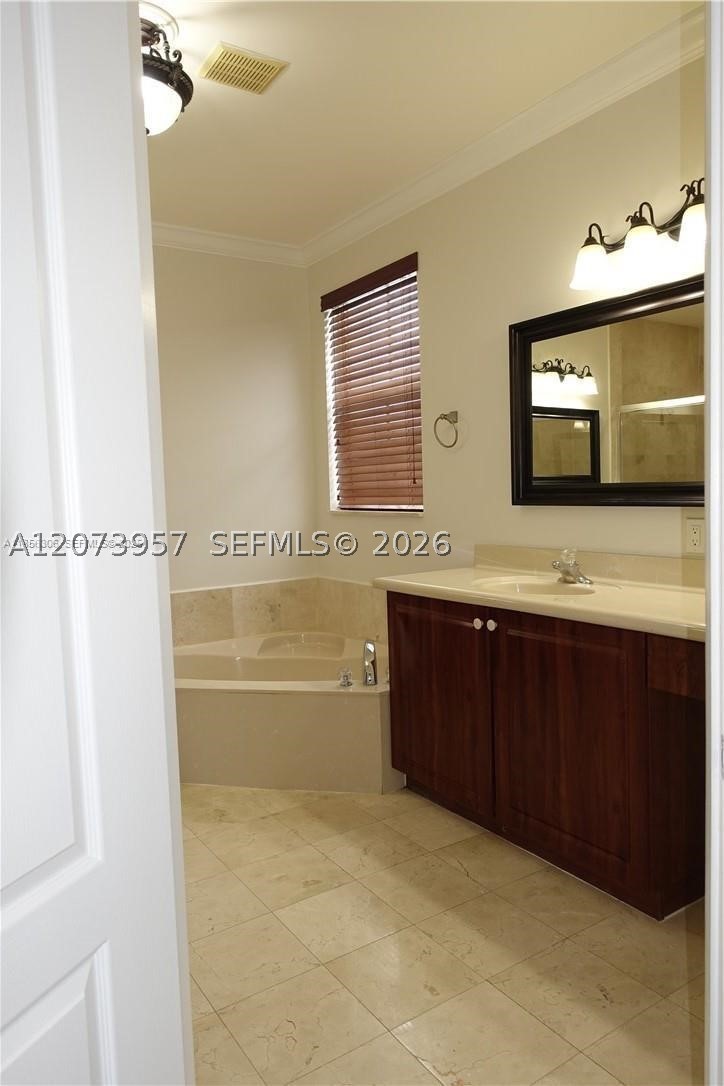 18125 Nw 89th Ct Property Photo 15