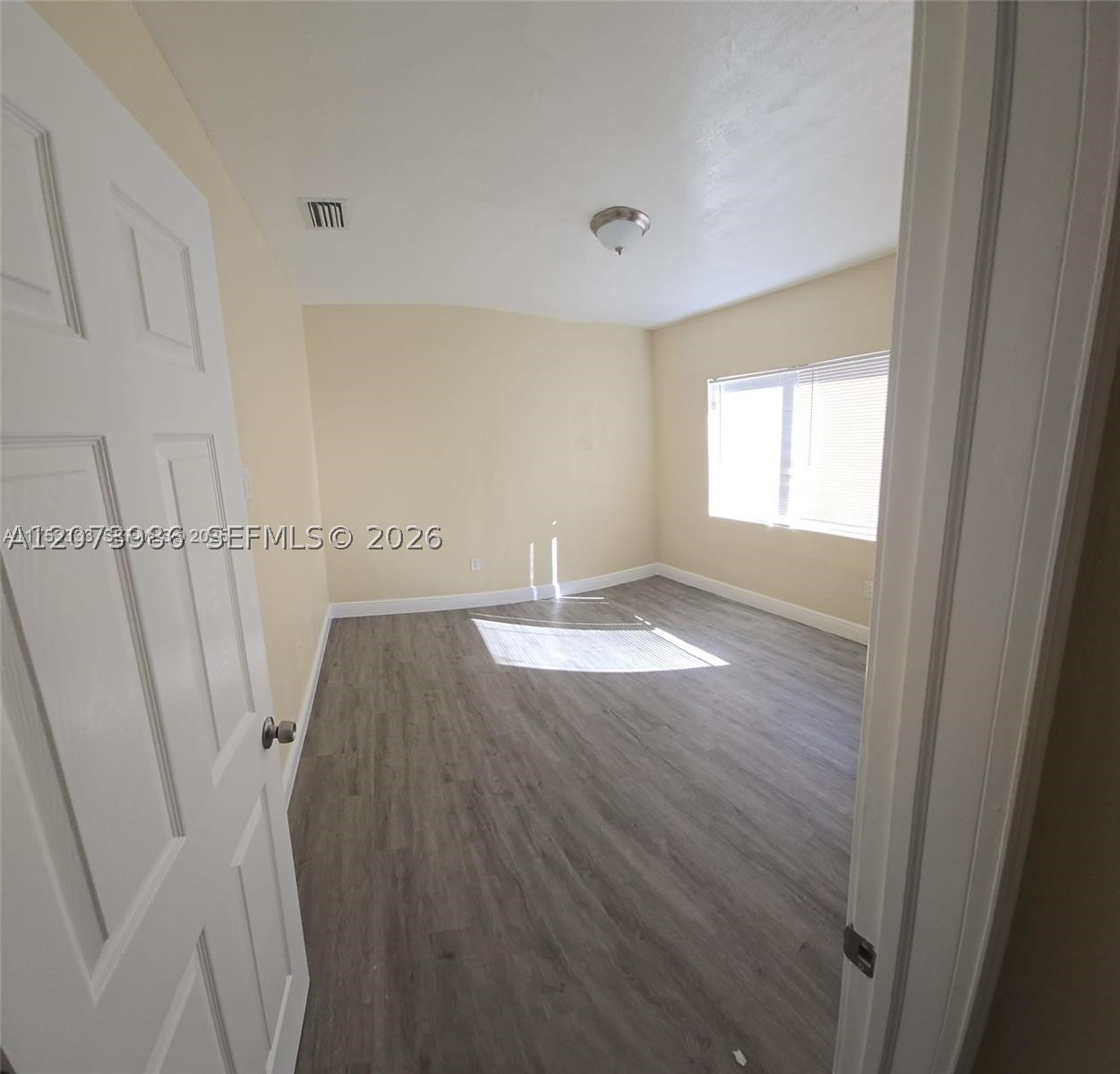 1259 Nw 34th Ave Property Photo 7