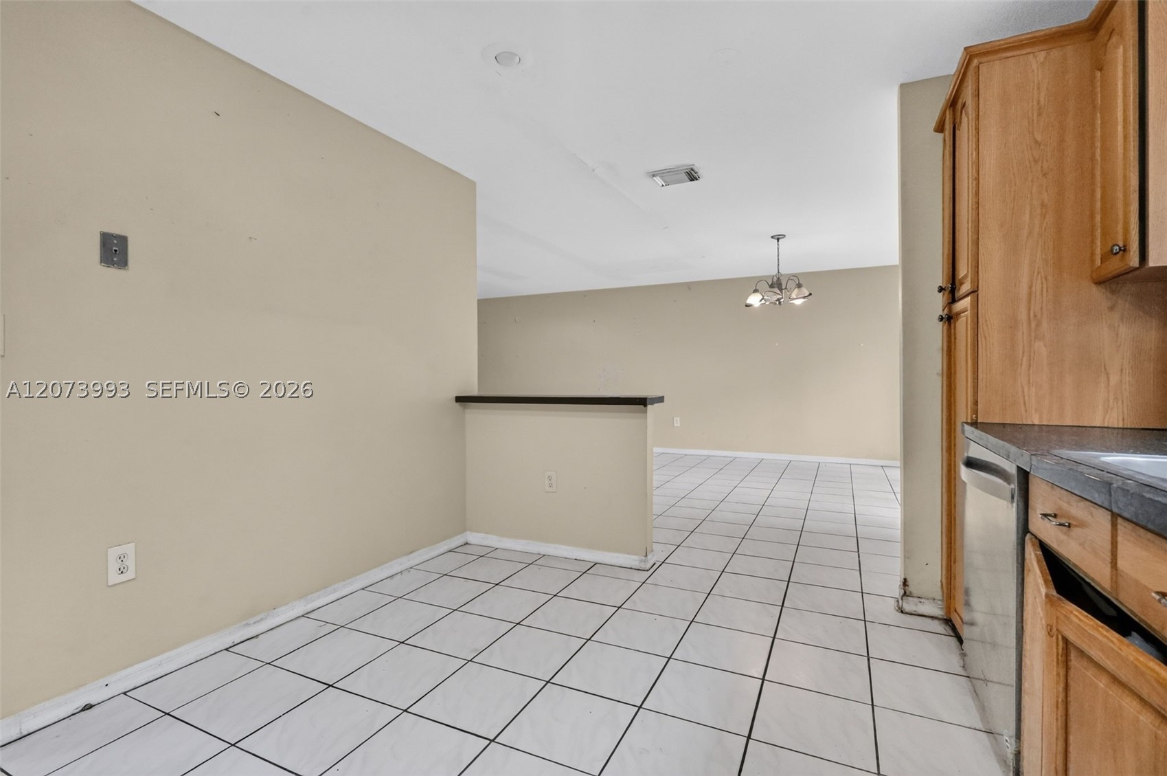253 Ne 211th Ter Property Photo 15