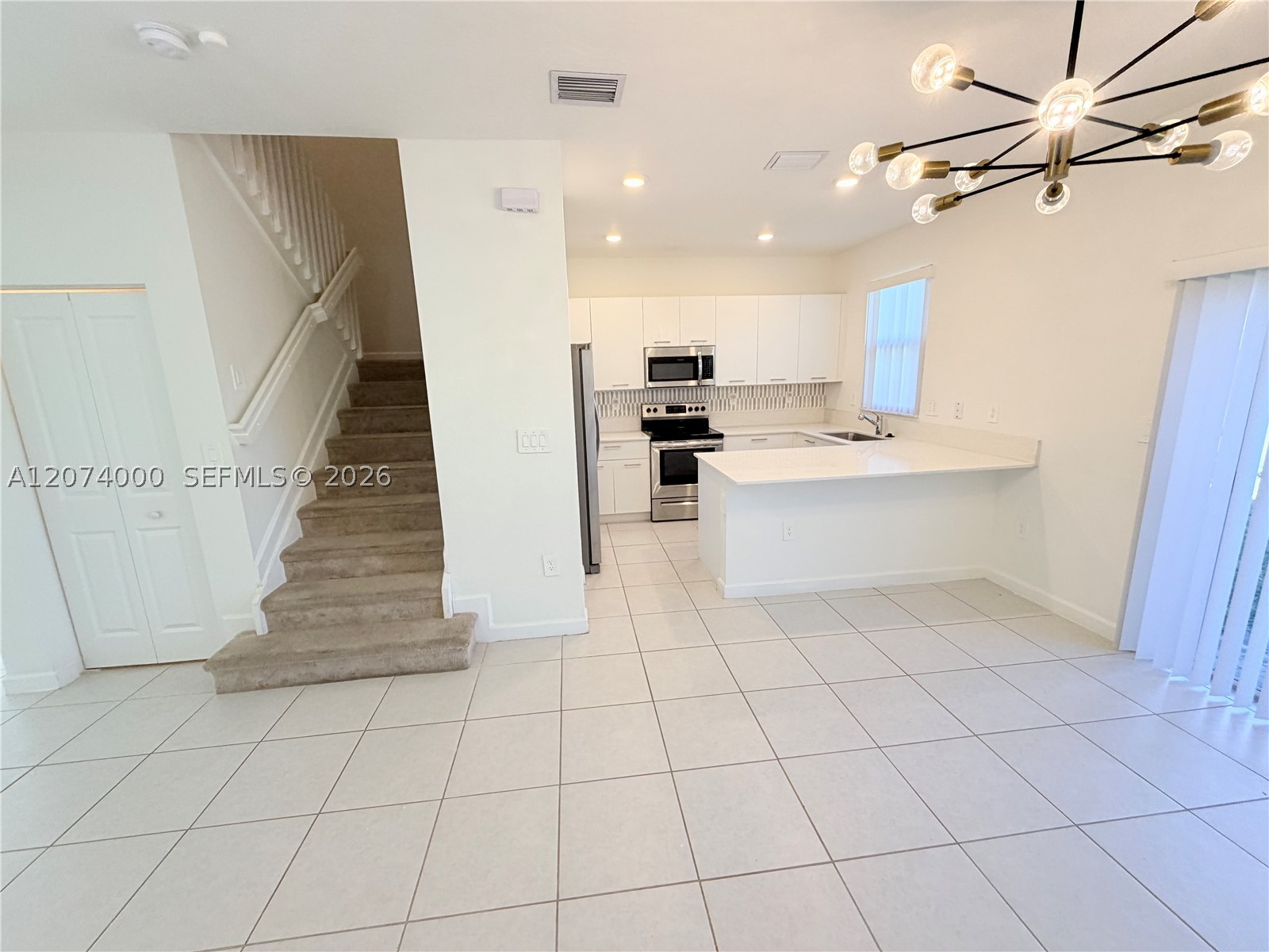 12432 Nw 23rd Ct Property Photo 5