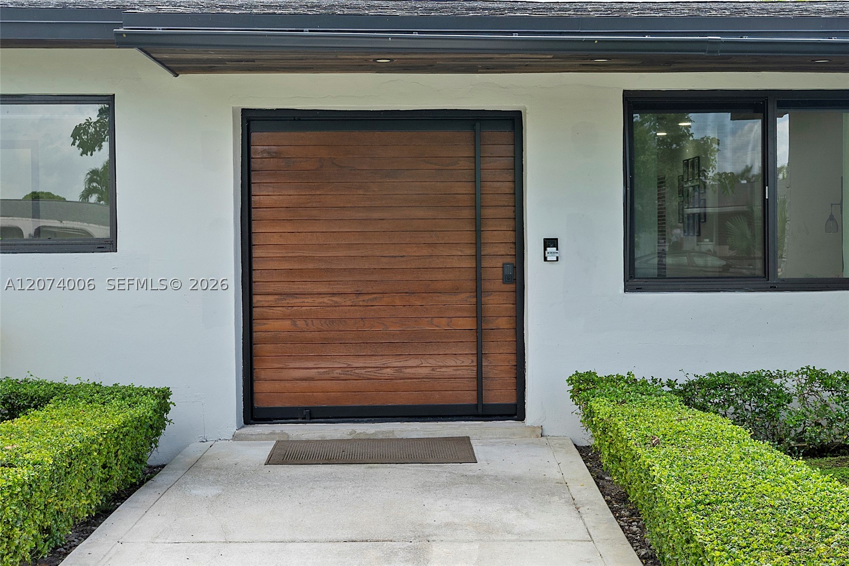 10630 Nw 19th Pl Property Photo 5