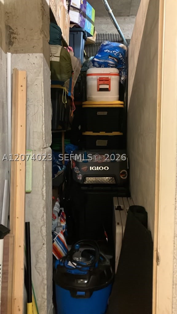 9111 E Bay Harbor Dr 5b Property Photo 32