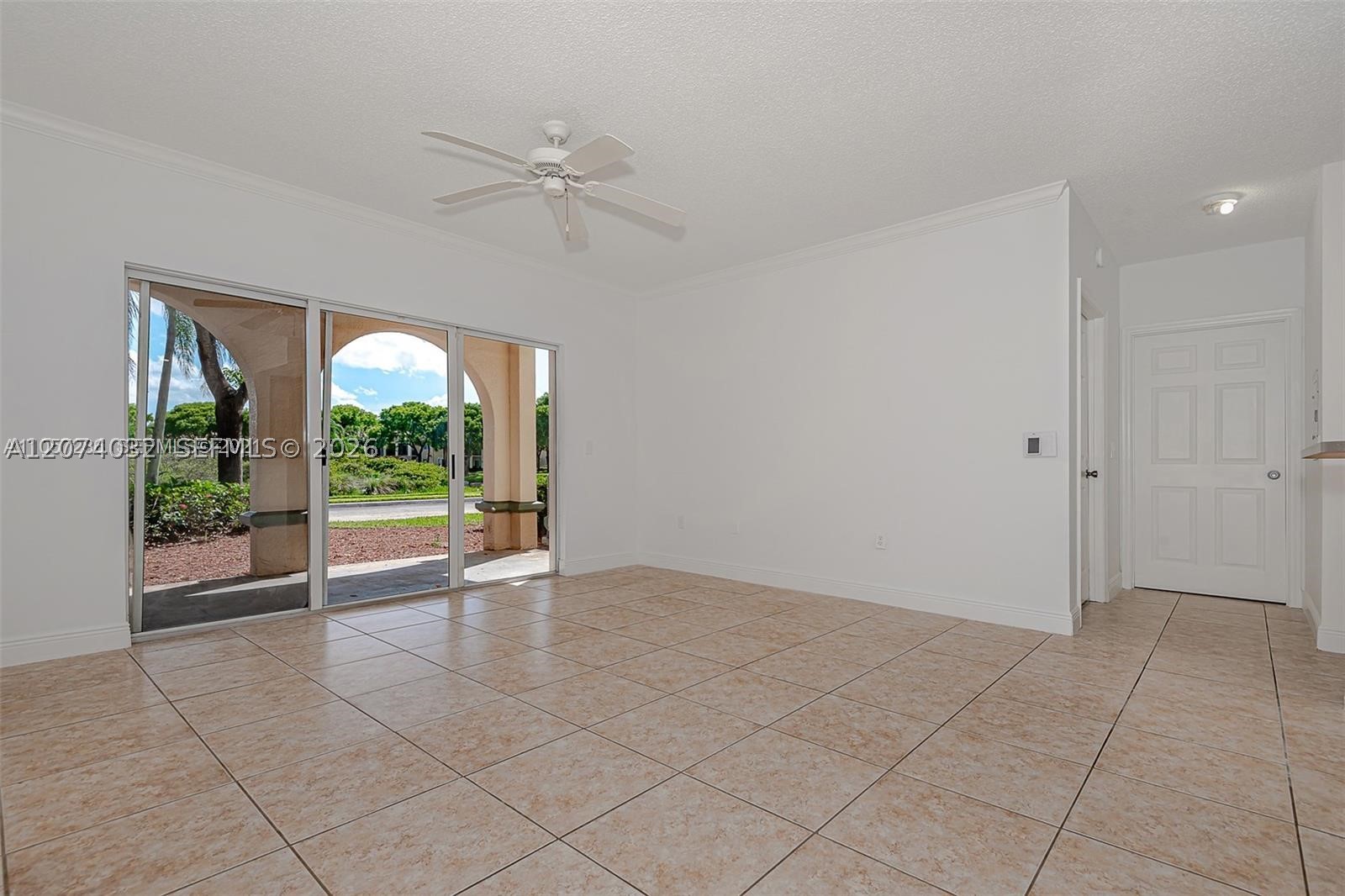 2452 Centergate Dr 103 Property Photo 4
