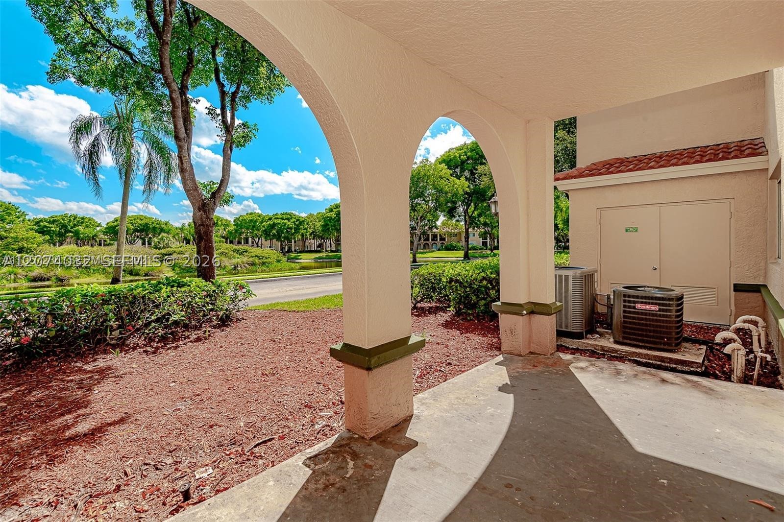 2452 Centergate Dr 103 Property Photo 20