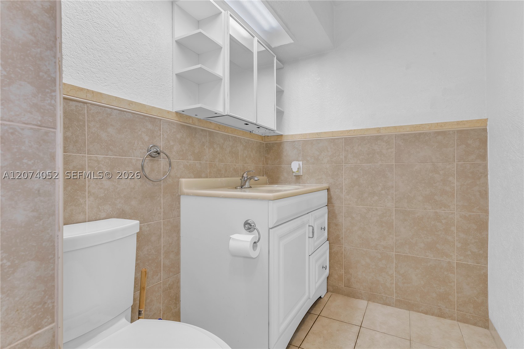 2175 Ne 56th St 103 Property Photo 11
