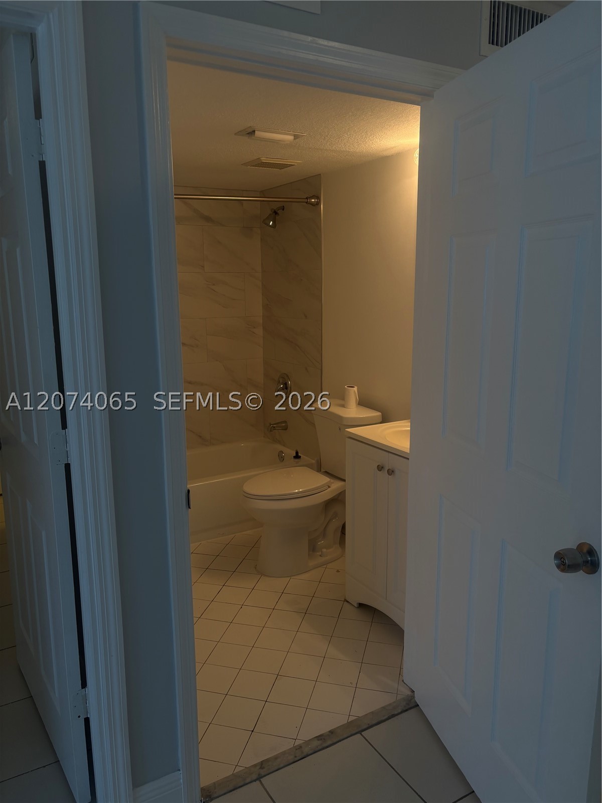 2910 Se 13th Rd 105-44 Property Photo 33