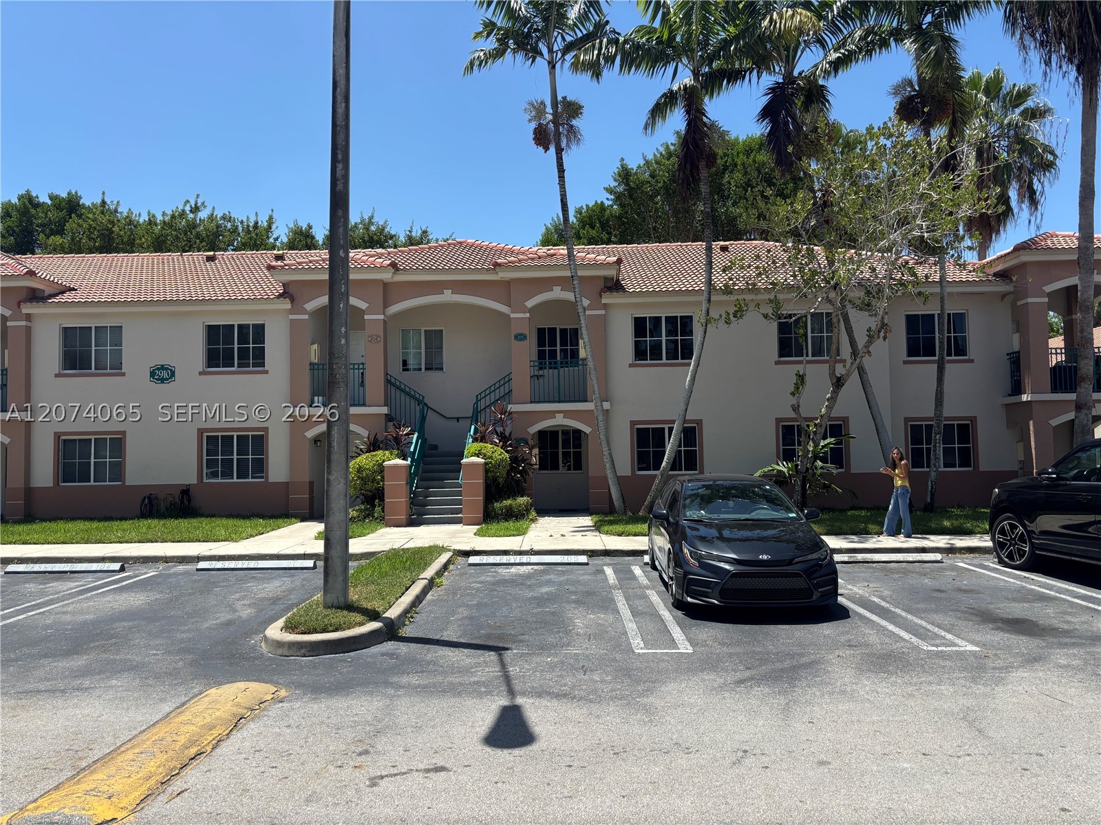 2910 Se 13th Rd 105-44 Property Photo 43