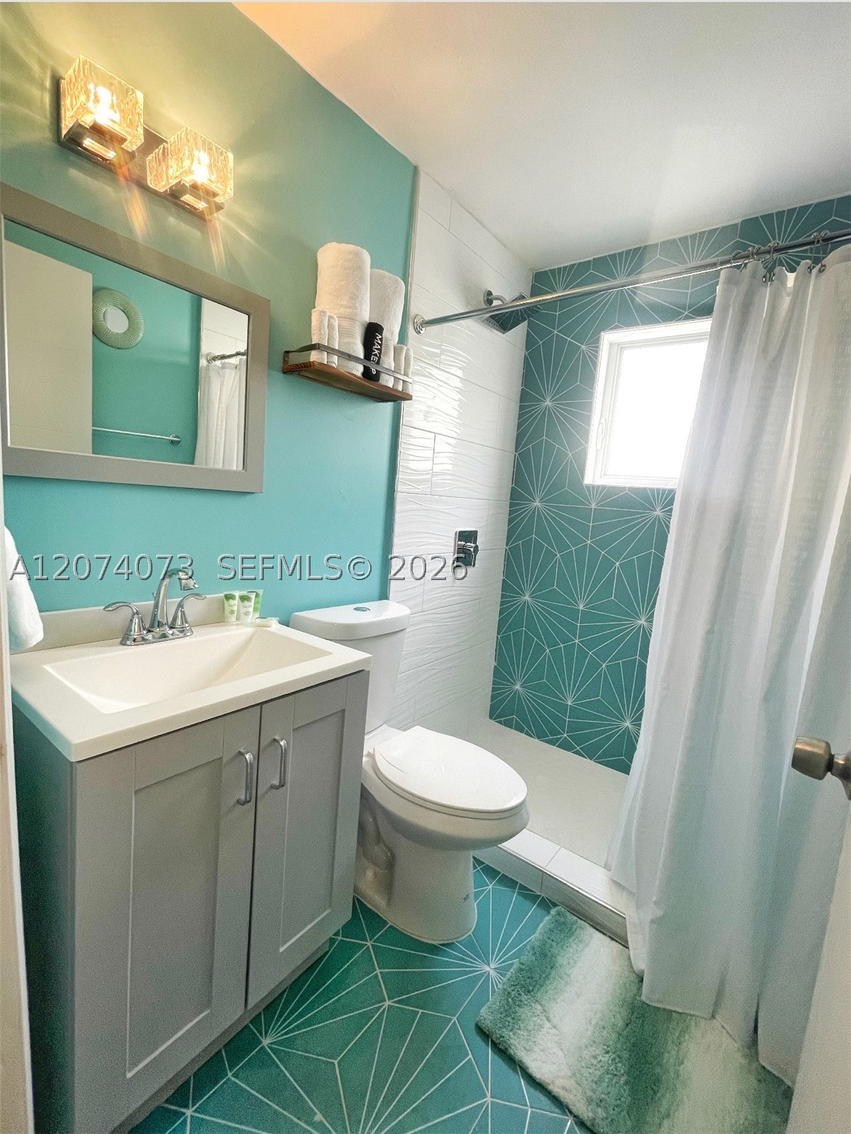 1021 Nw 30th St Property Photo 6