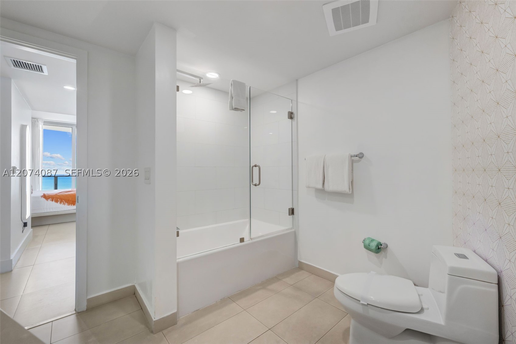 4111 S Ocean Dr 3706 Property Photo 28