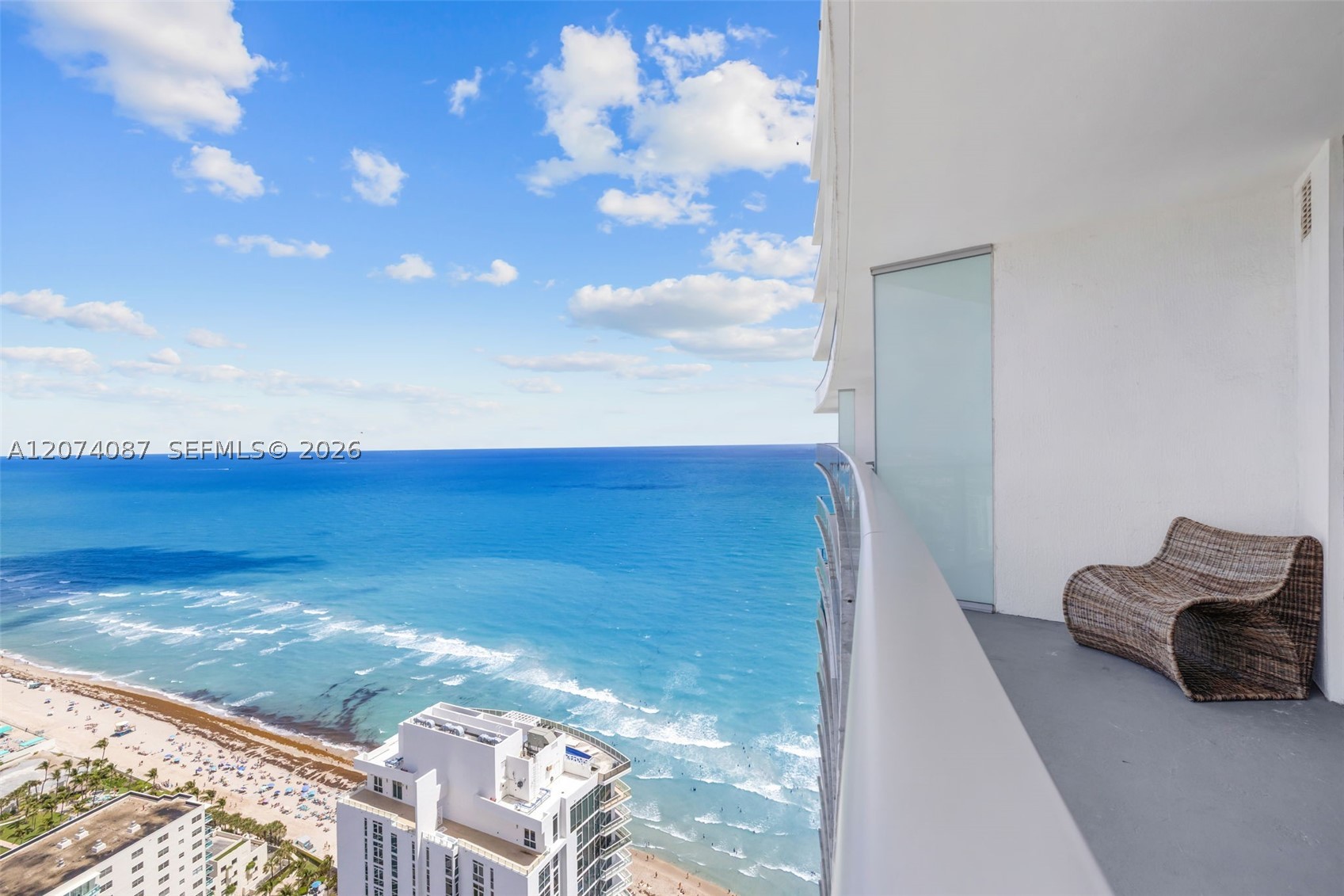 4111 S Ocean Dr 3706 Property Photo 32