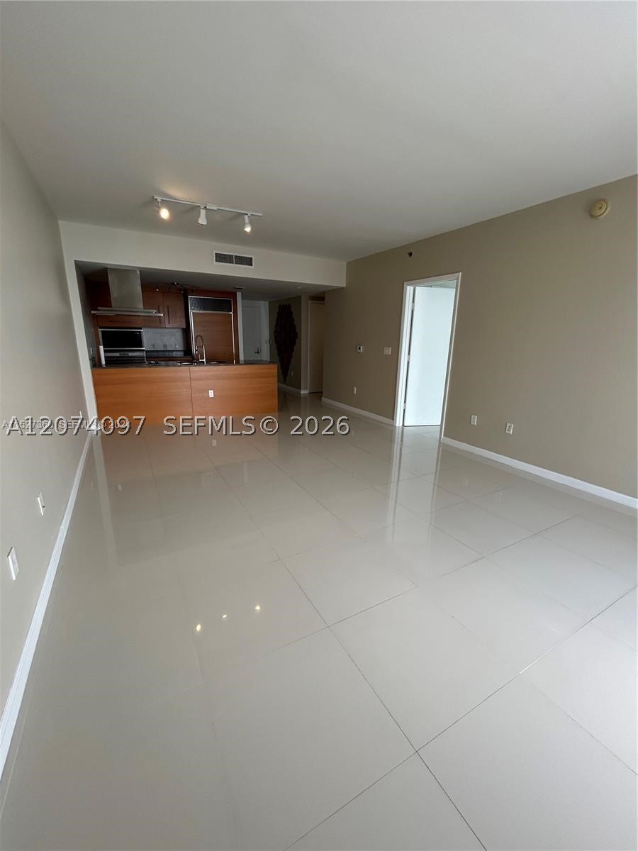 495 Brickell Ave 3609 Property Photo 5