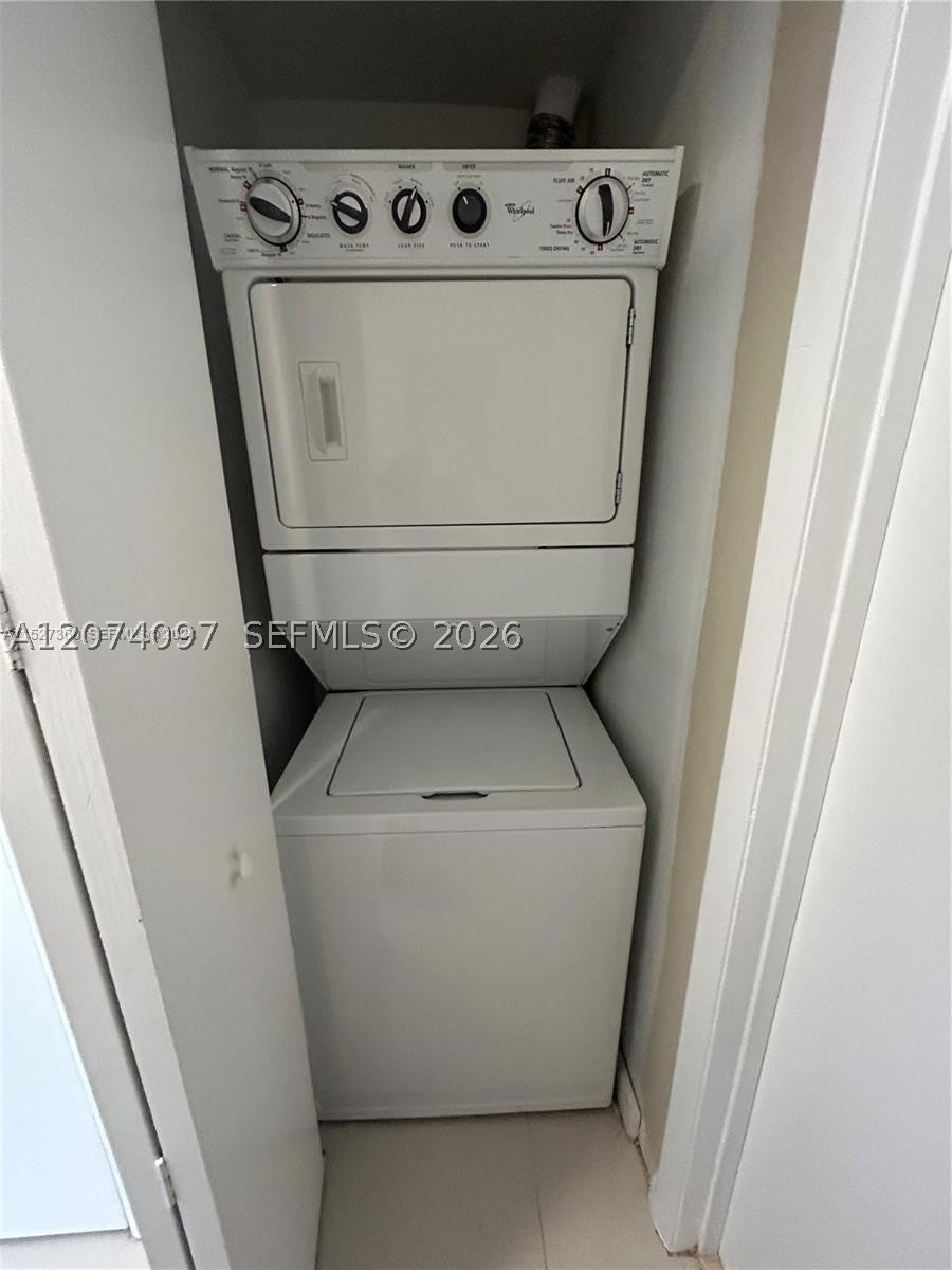 495 Brickell Ave 3609 Property Photo 11