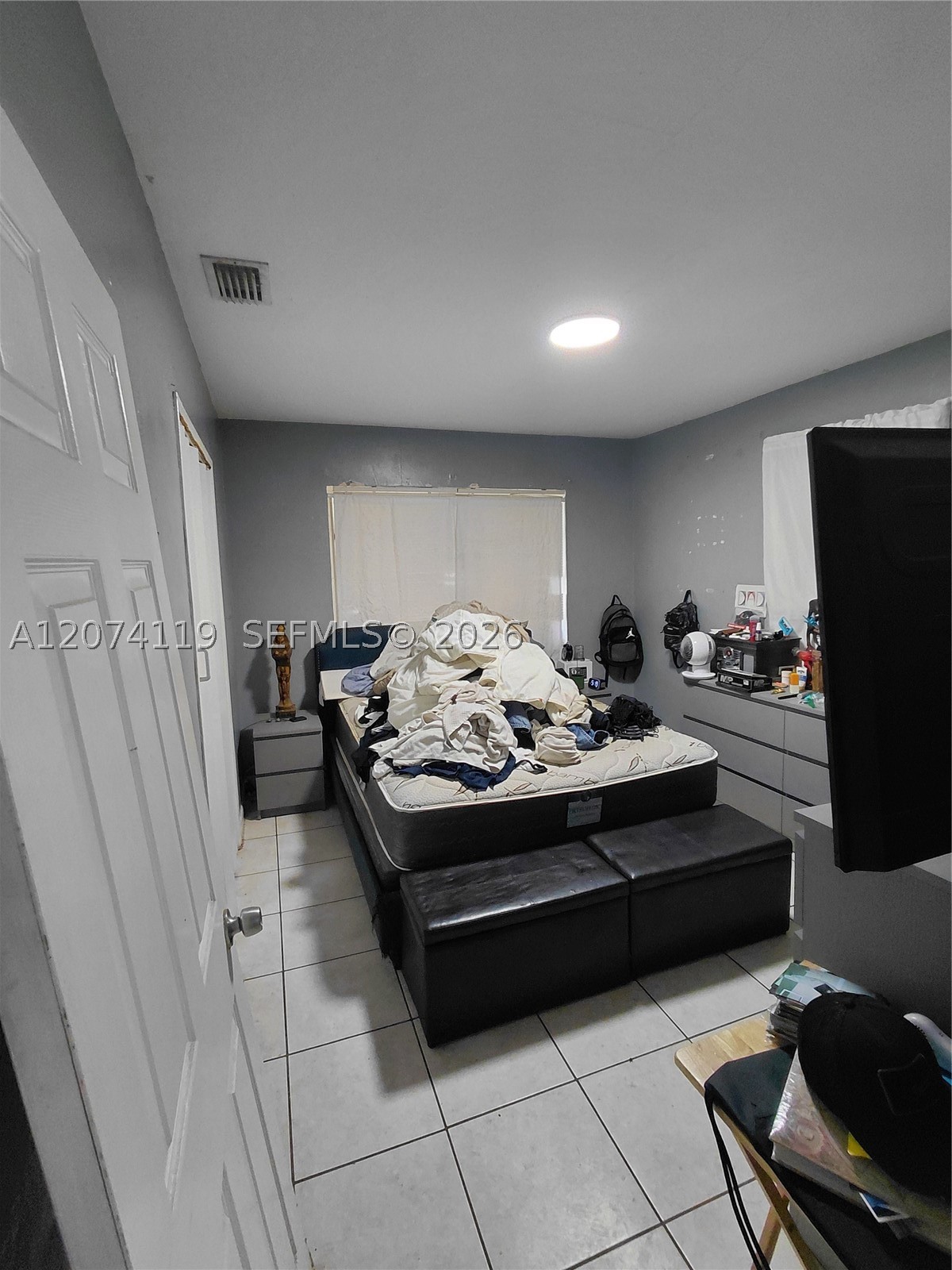 3300 Nw 50th St Property Photo 5