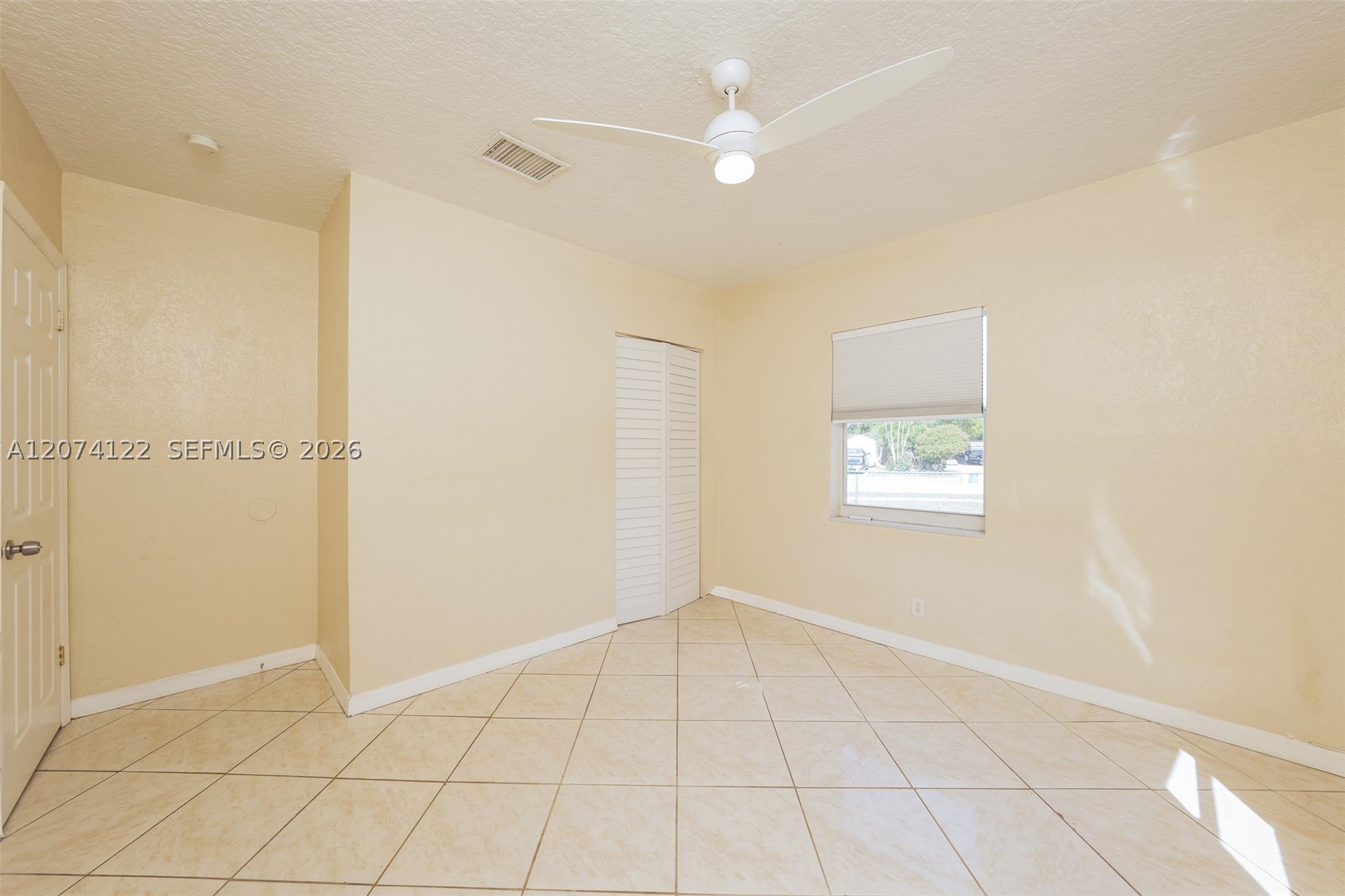 900 W Bloxham St Property Photo 12