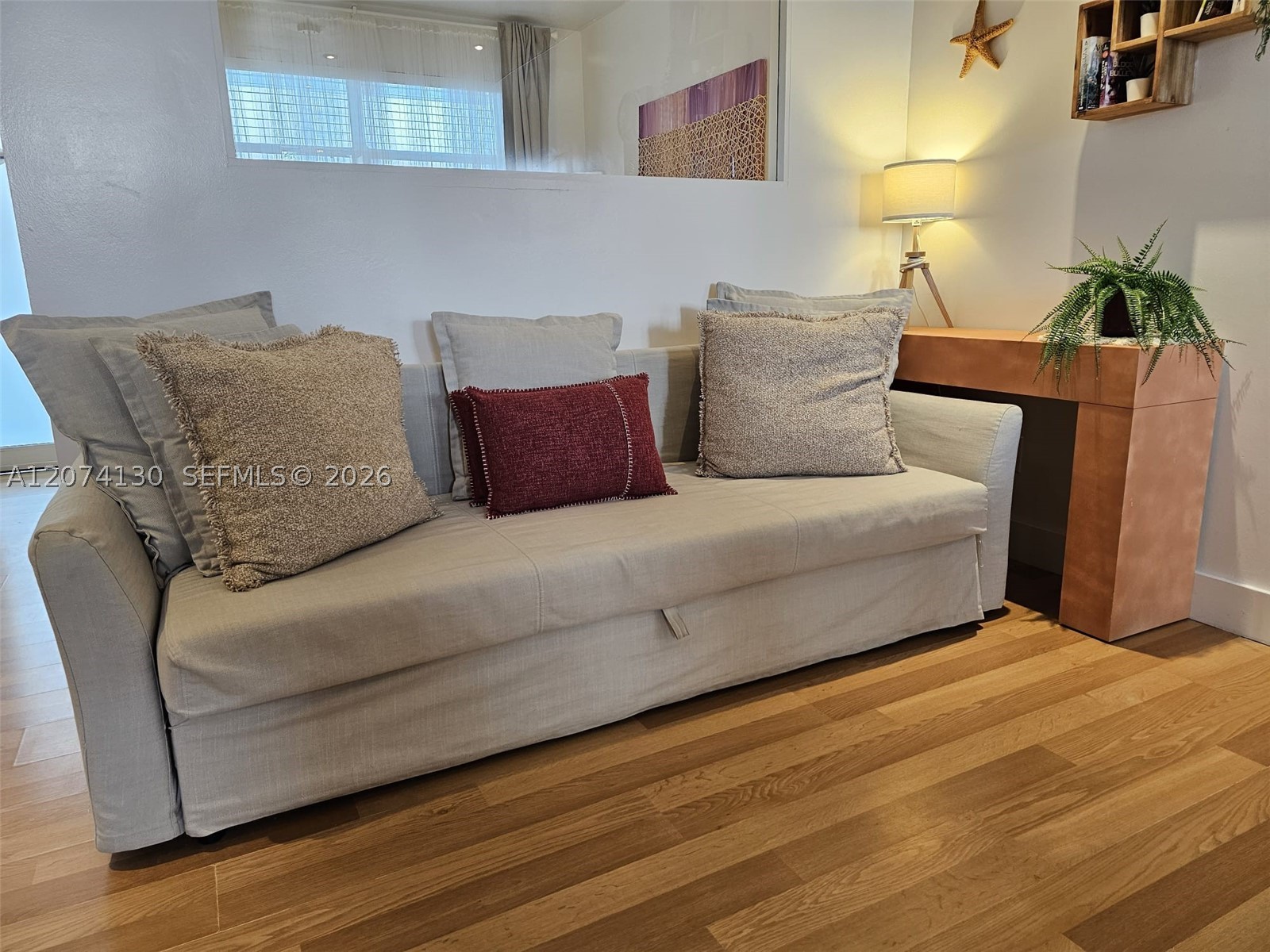 751 Collins Ave 2 Property Photo 8