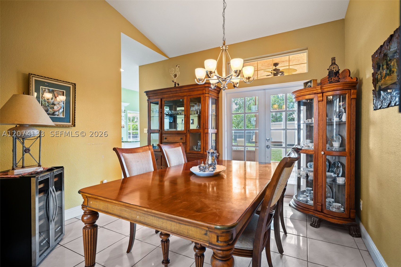 1006 Bayberry Loop Property Photo 12