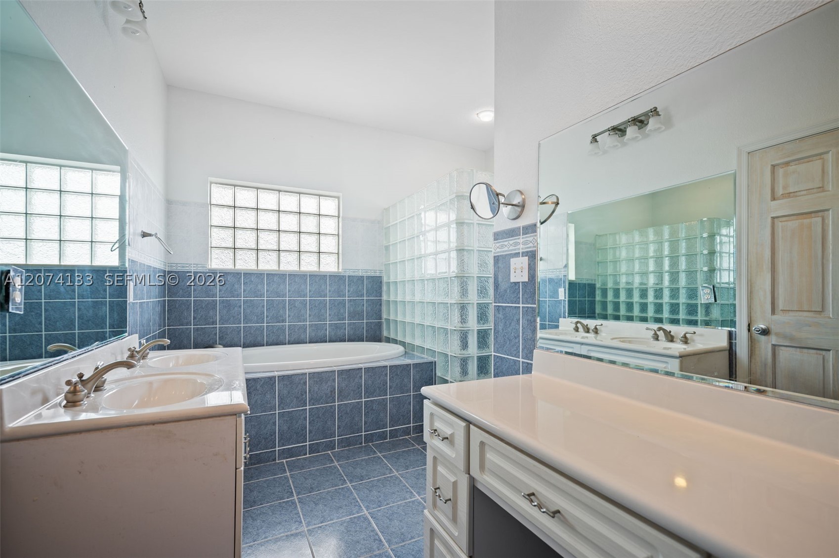 1006 Bayberry Loop Property Photo 27