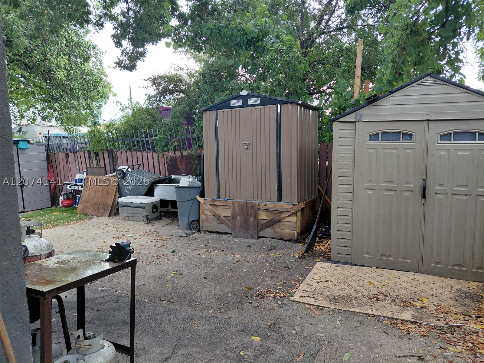 1530 Nw 68th Ter Property Photo 9