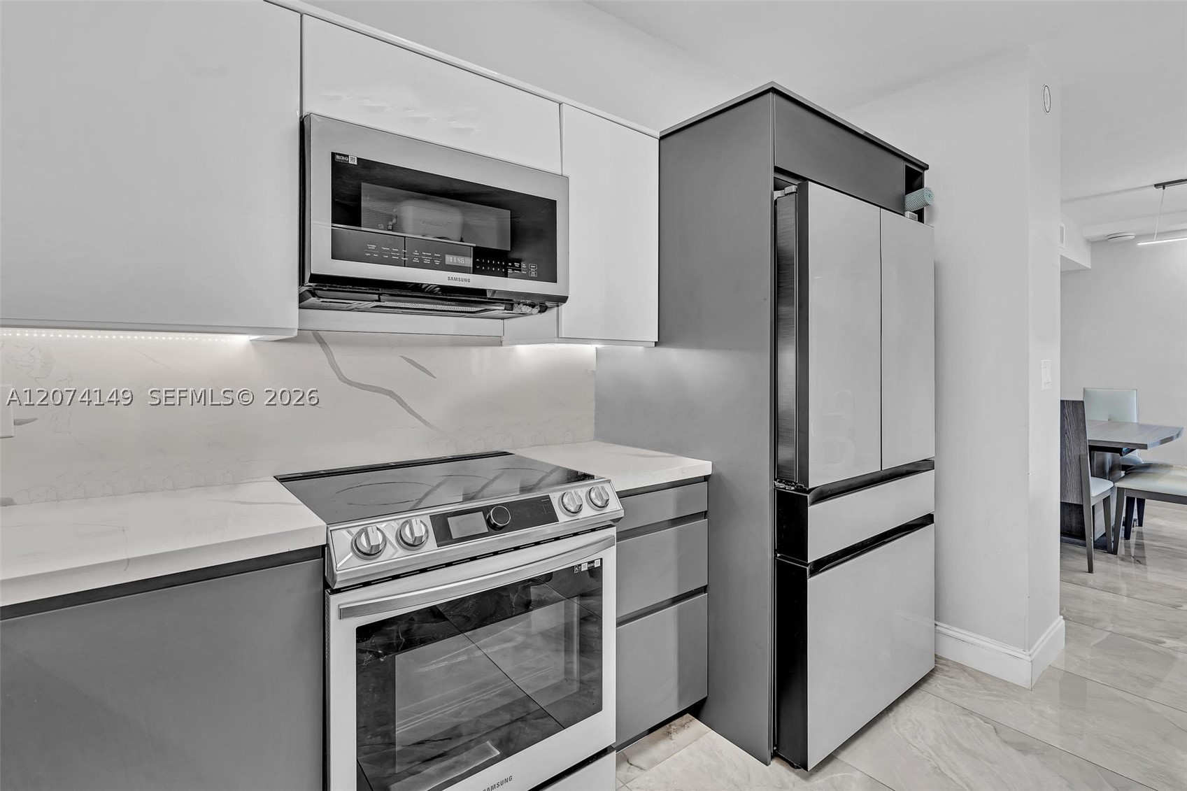3530 Mystic Pointe Dr 411 Property Photo 14