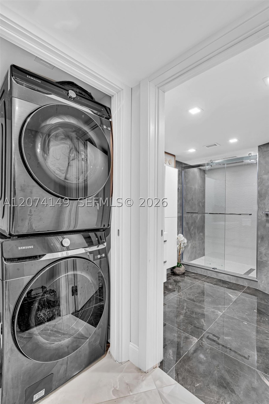 3530 Mystic Pointe Dr 411 Property Photo 17