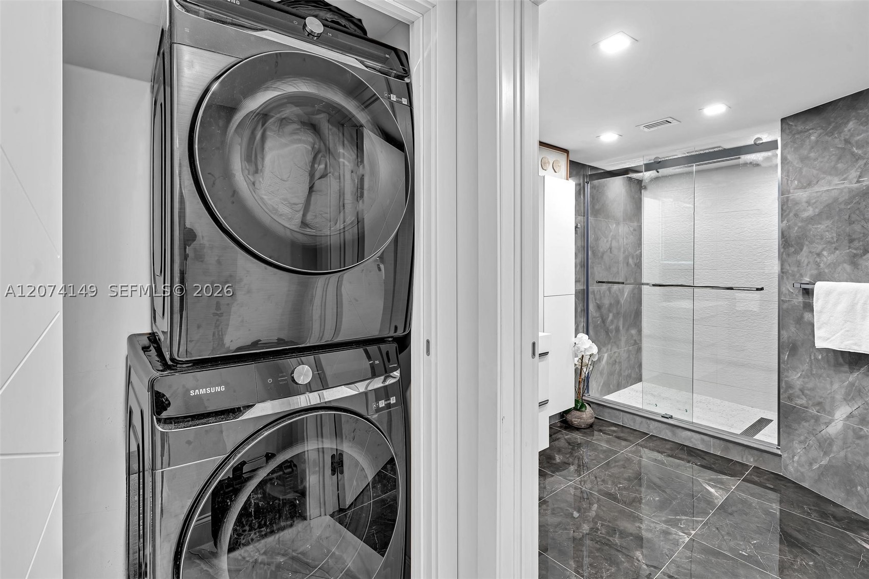 3530 Mystic Pointe Dr 411 Property Photo 18