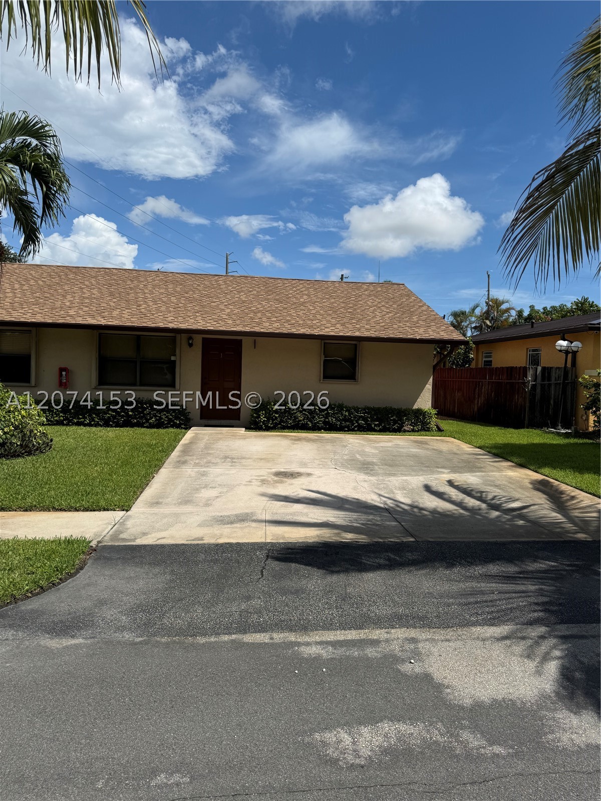 278 Sw 7th St 1 Property Photo 1