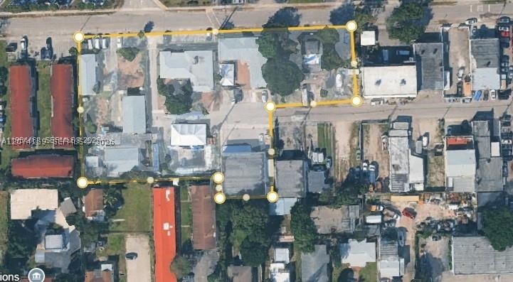 2210 Pierce St Property Photo 1