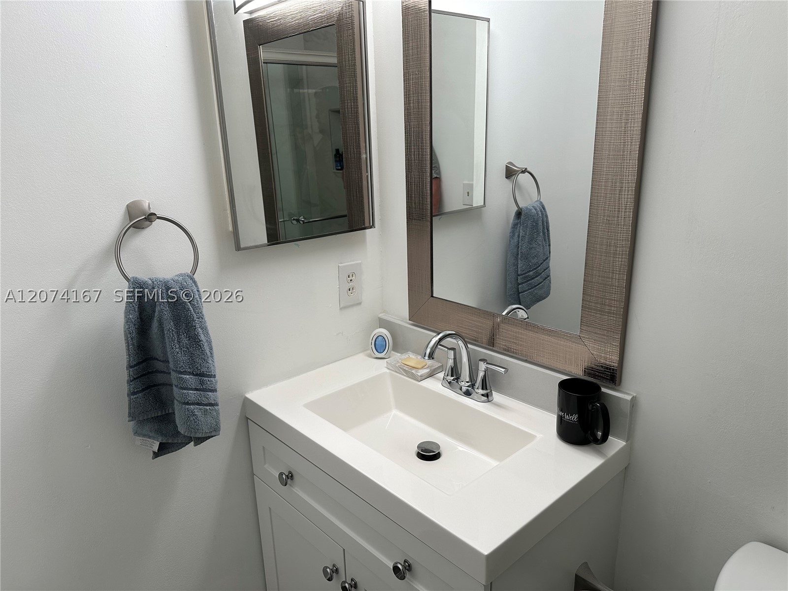 9849 S Riverside Dr 8-26 Property Photo 29