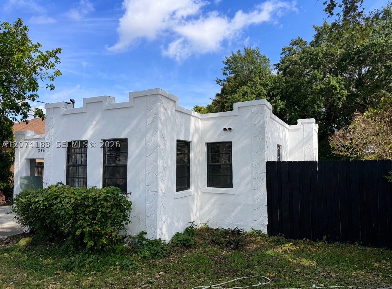 3351 Nw 52nd St Property Photo 1