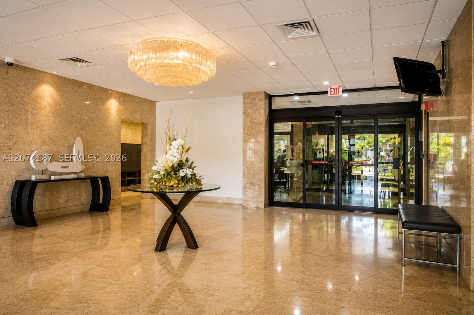 300 Bayview Dr 807 Property Photo 17