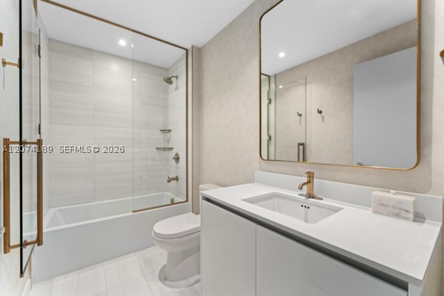 2678 Tigertail Ave 302 Property Photo 8