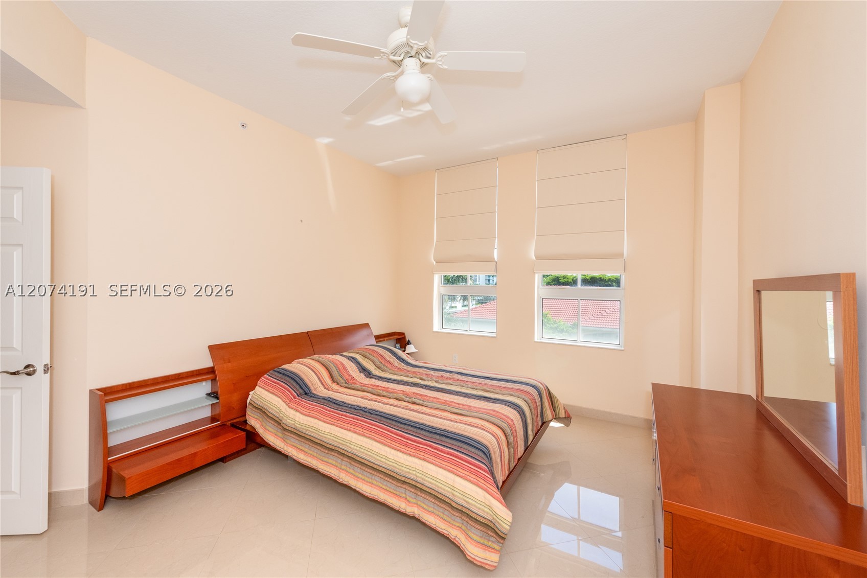 3001 Ne 185th St 417 Property Photo 14