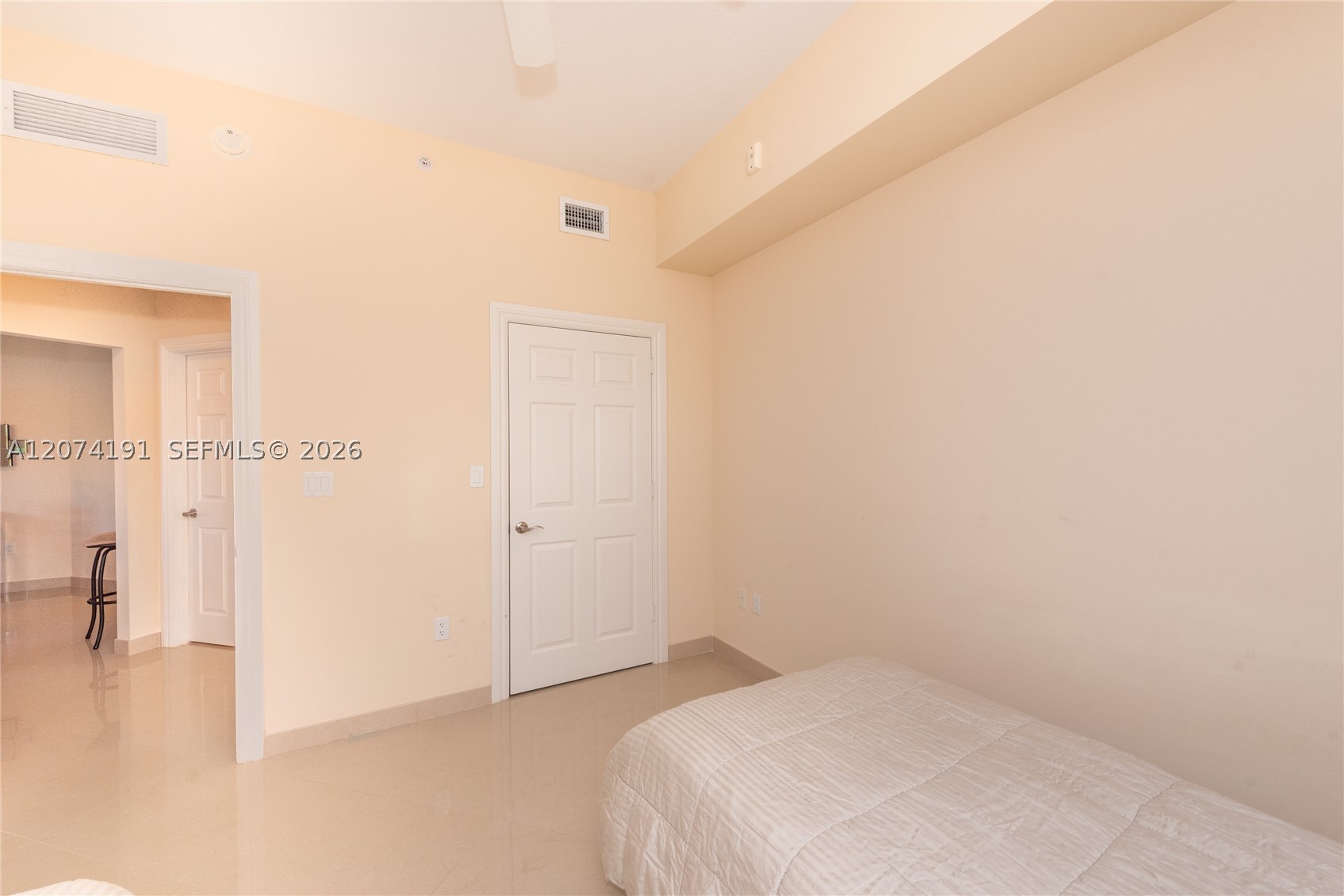 3001 Ne 185th St 417 Property Photo 19