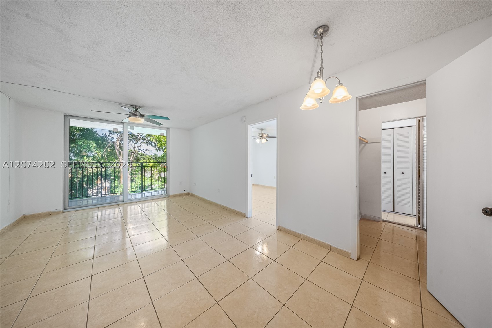 14155 Sw 87th St 404-e Property Photo 4
