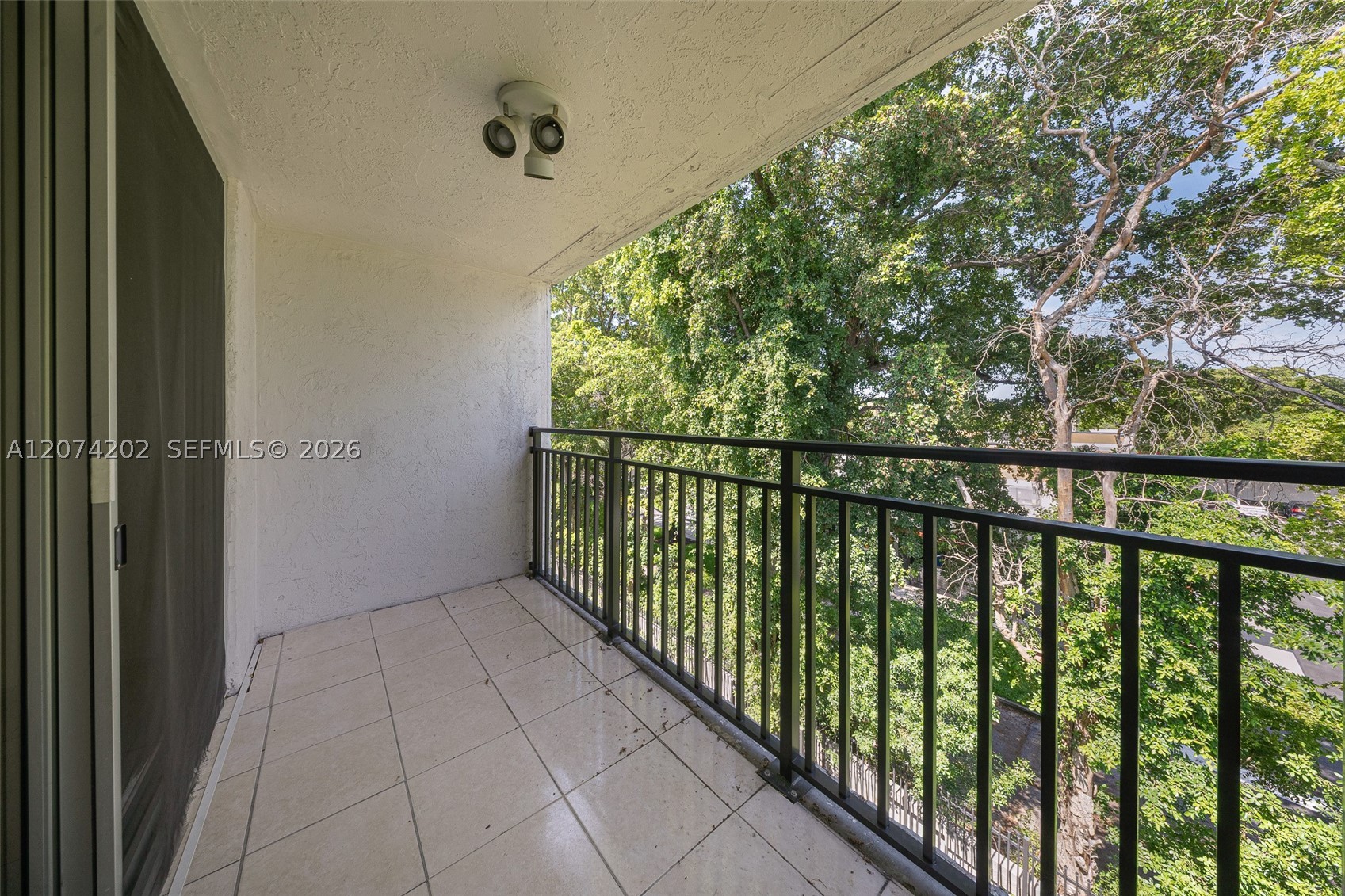14155 Sw 87th St 404-e Property Photo 5