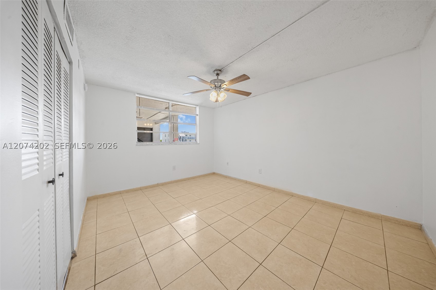14155 Sw 87th St 404-e Property Photo 14