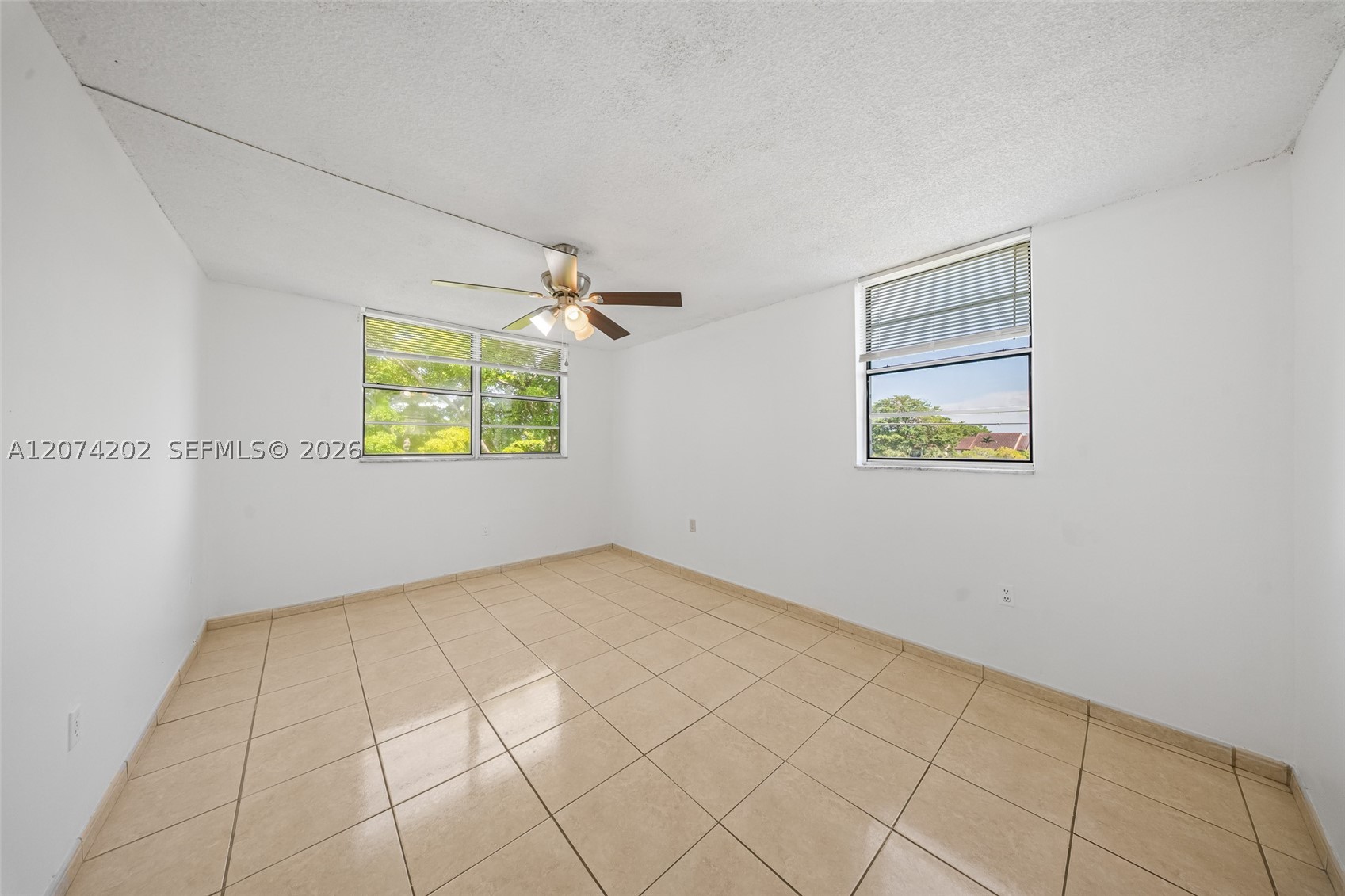 14155 Sw 87th St 404-e Property Photo 15