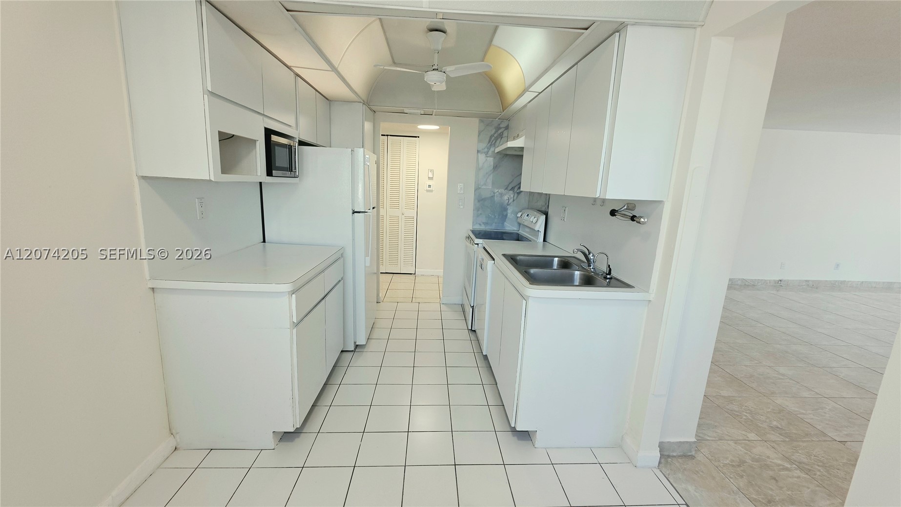 1849 S Ocean Dr 202 Property Photo 8