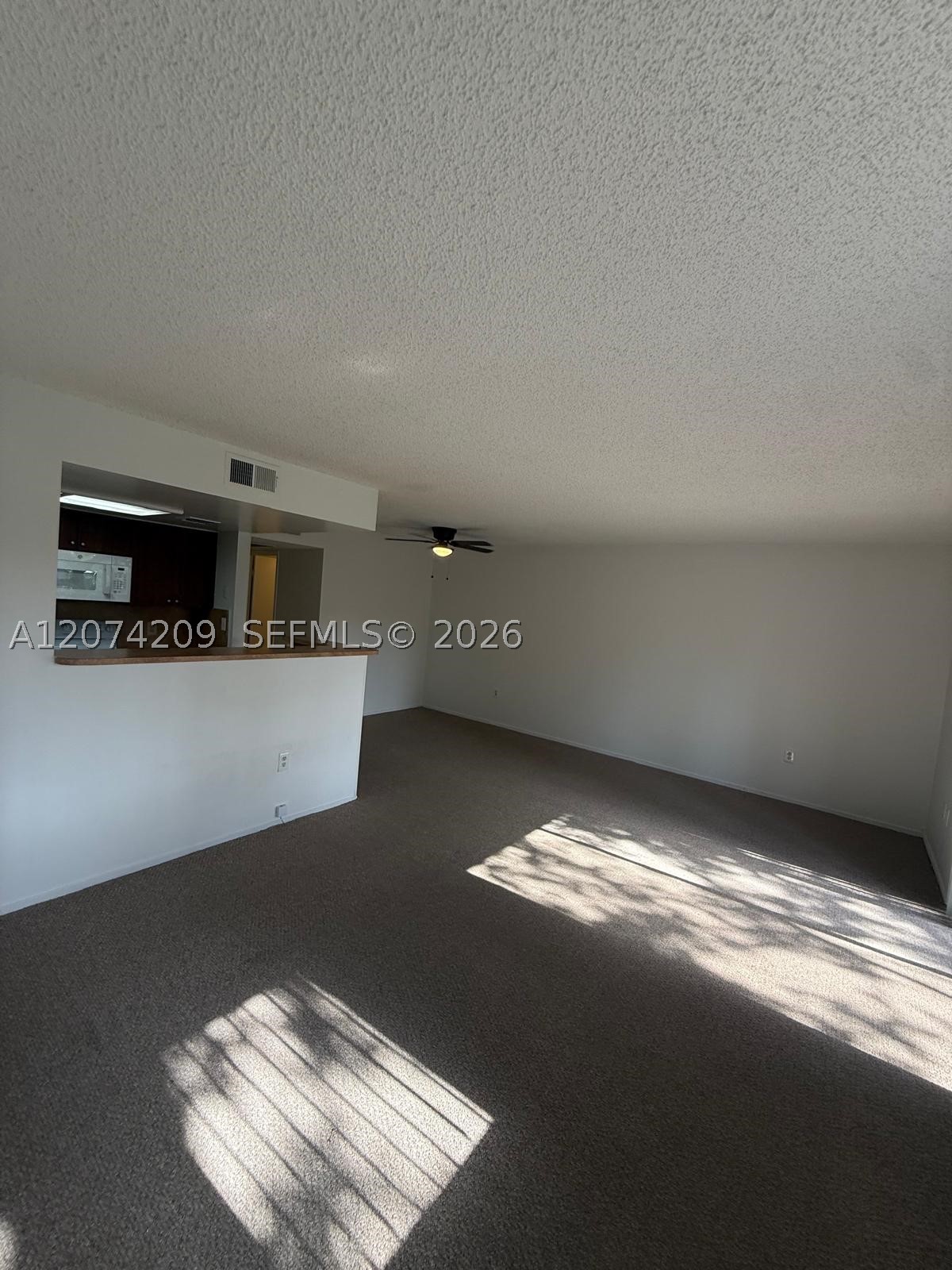 3228 Coral Lake Dr 3228 Property Photo 8