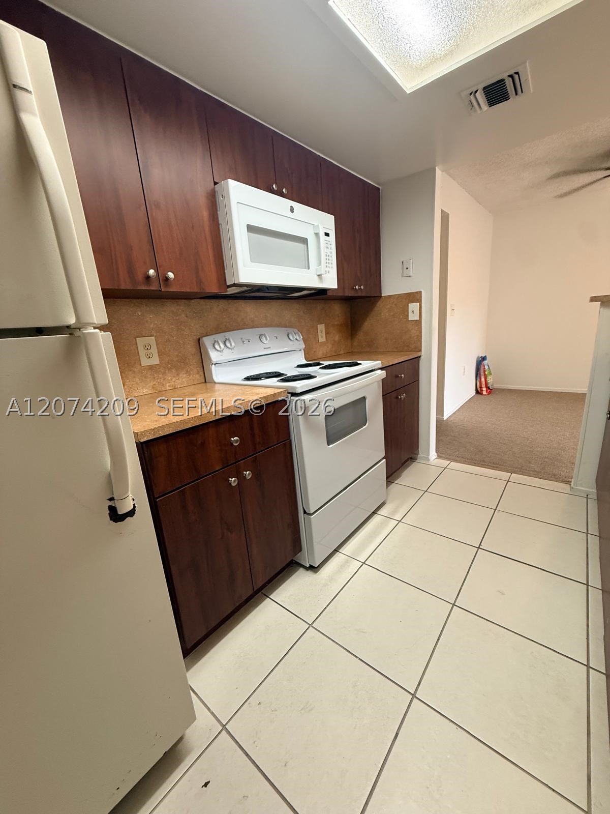 3228 Coral Lake Dr 3228 Property Photo 15
