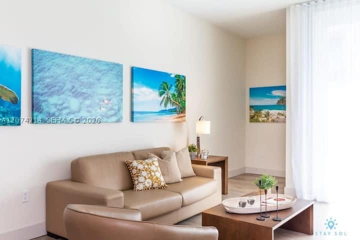 777 N Ocean Dr N423 Property Photo 6