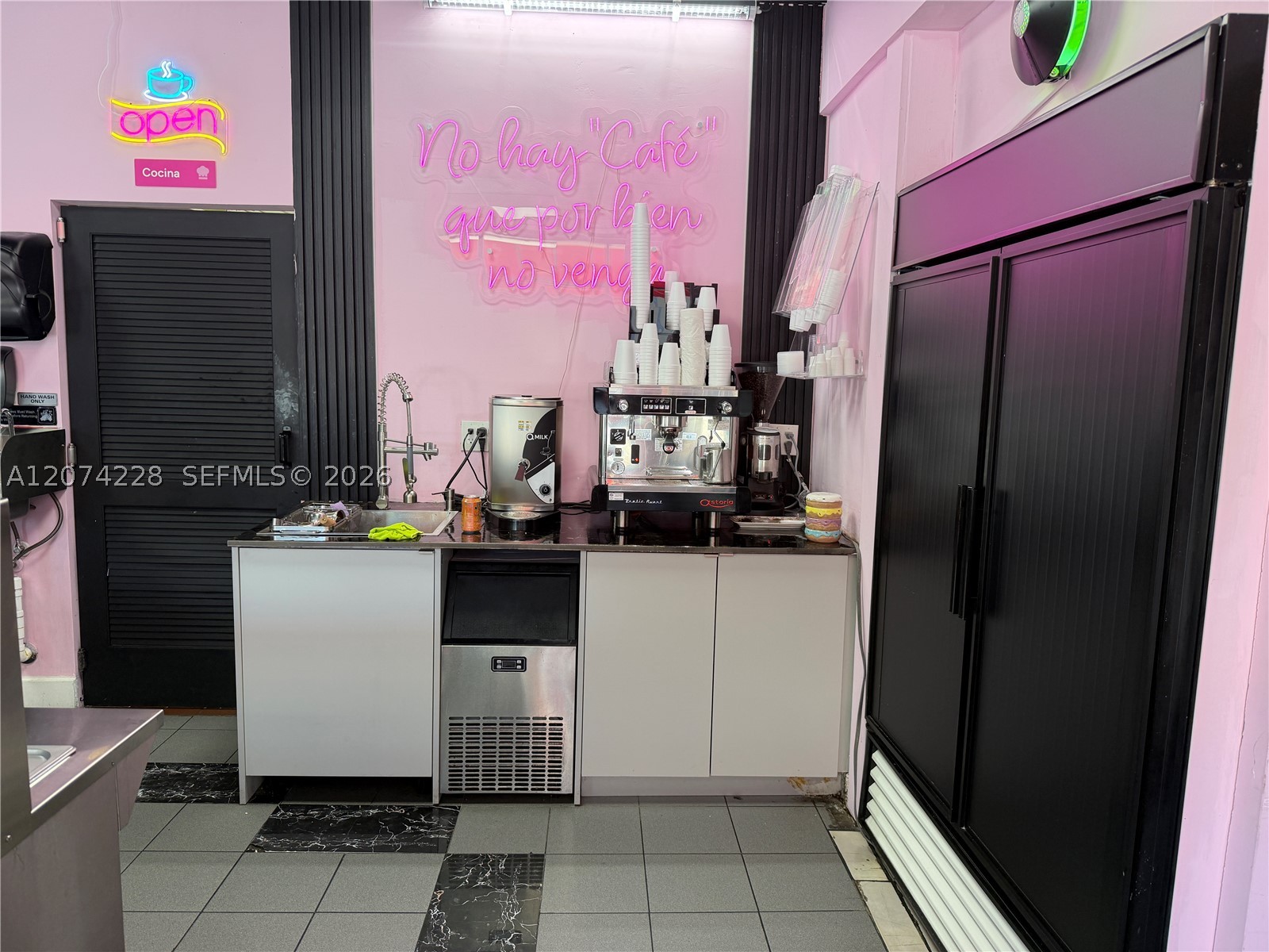 Restaurant E For Sale Property Photo 8