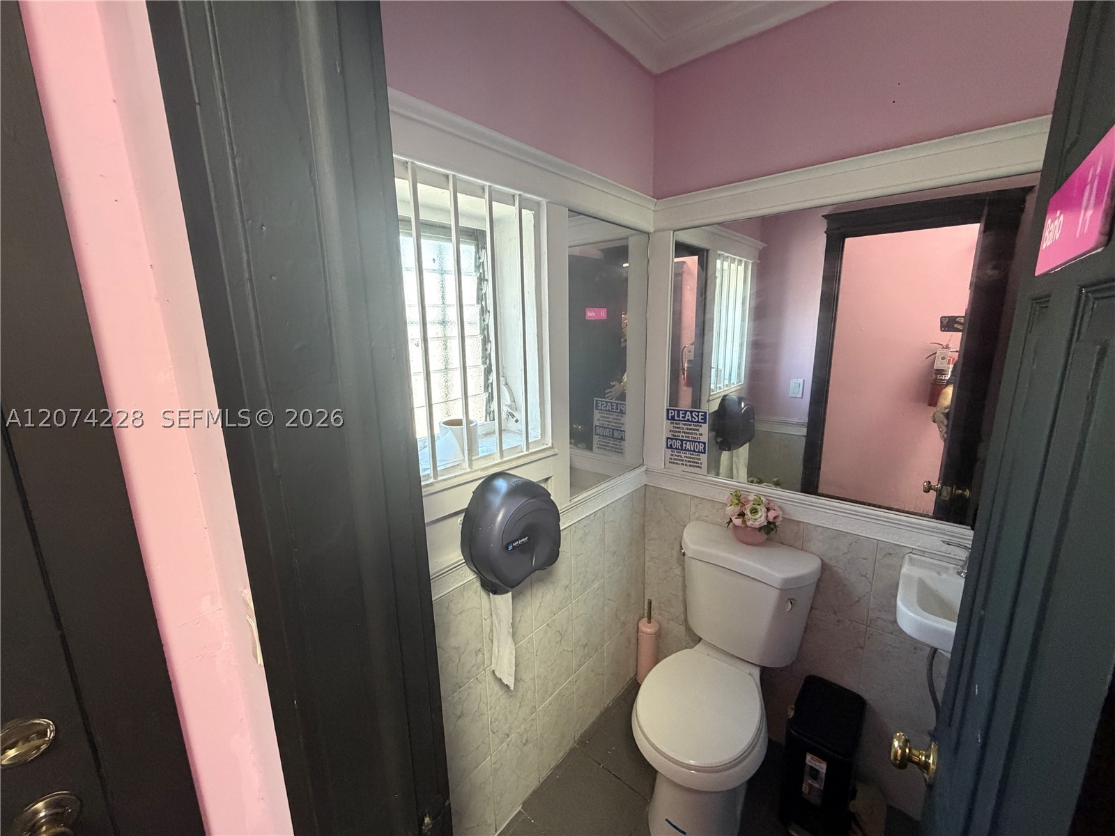Restaurant E For Sale Property Photo 17