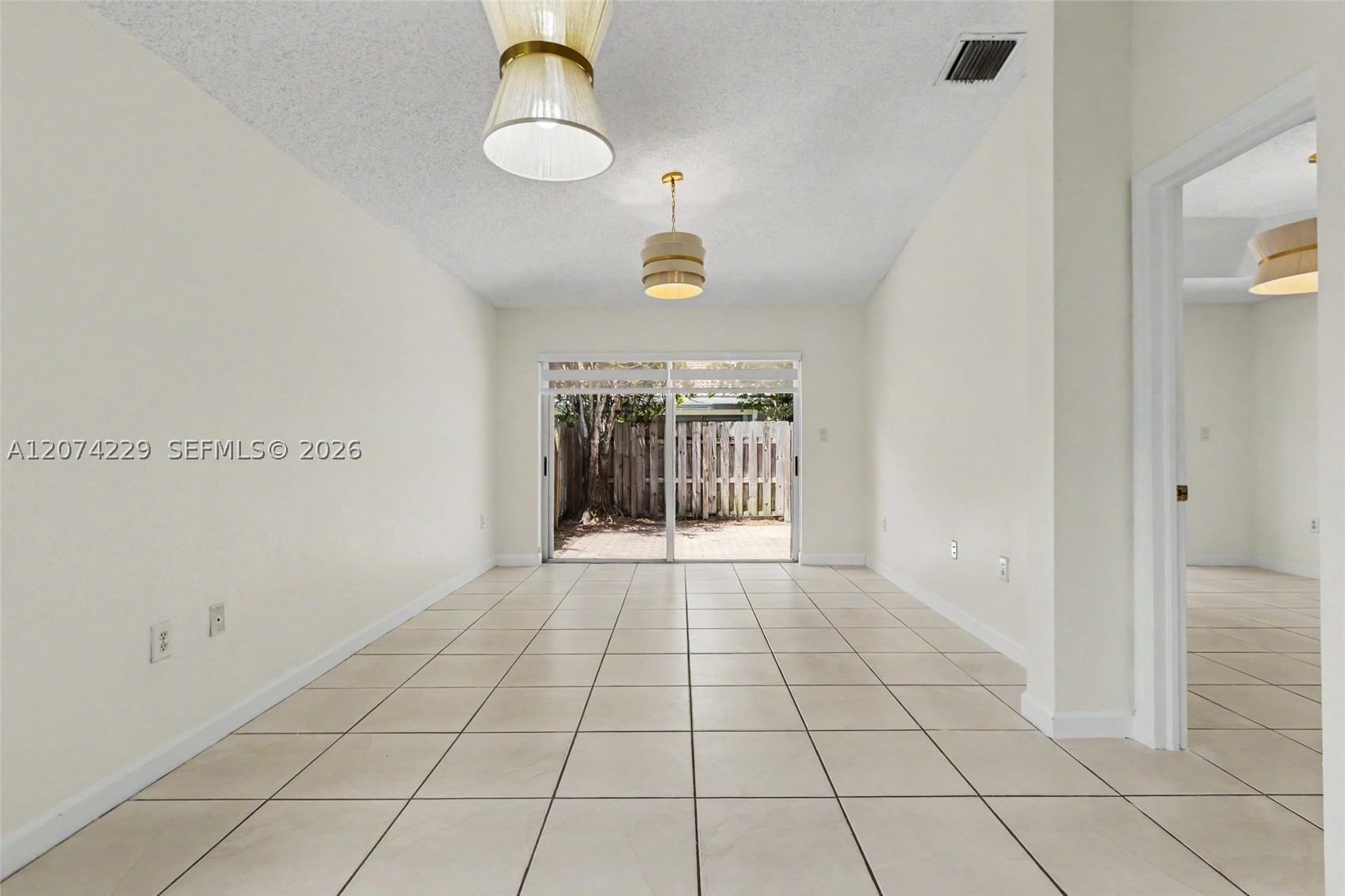 5118 Nw 115th Ct Property Photo 8